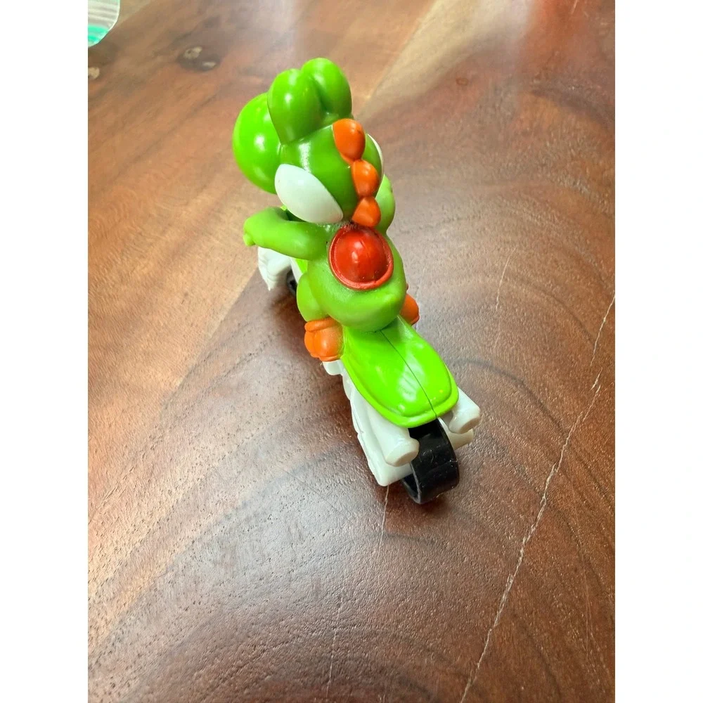 Nintendo Yoshi Motorcycle Toy 2022‎ McDonald's Happy Meal Figure Green Bike